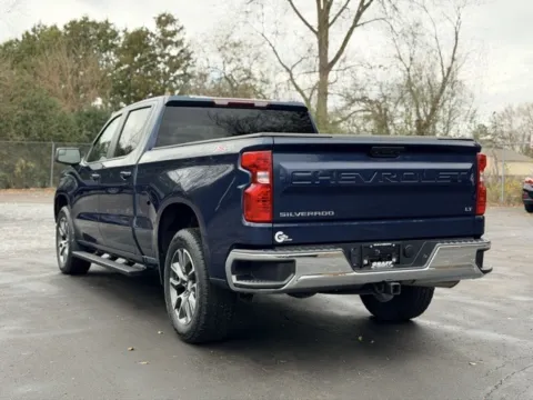 More photos of 2023 Chevrolet Silverado 1500 LT at Hank Graff Chevrolet Davison, MI