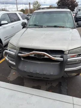 Photos of 2003 Chevrolet Avalanche 1500 for sale in Davison, MI at Hank Graff Chevrolet Davison