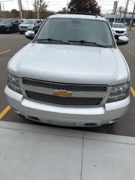 Photos of 2012 Chevrolet Avalanche 1500 LT for sale in Davison, MI at Hank Graff Chevrolet Davison