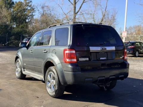 More photos of 2008 Ford Escape XLT at Hank Graff Chevrolet Davison, MI
