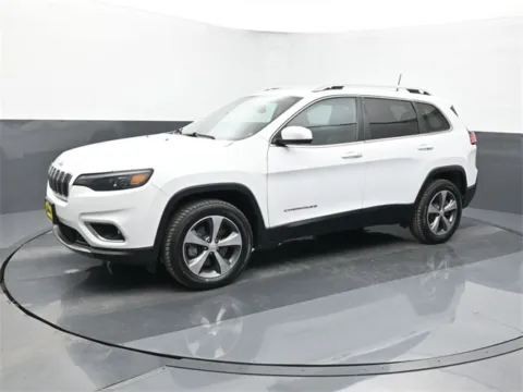 Photos of 2019 Jeep Cherokee Limited for sale in Omaha, NE at Schrier Automotive Inc