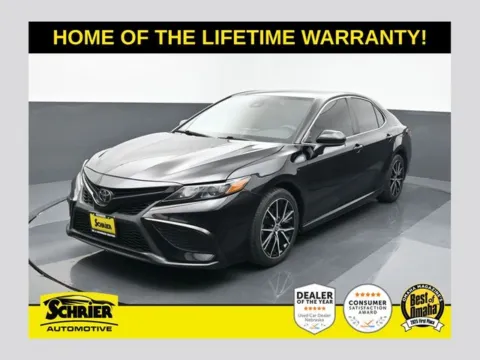 Black 2021 Toyota Camry SE for sale in Omaha, NE