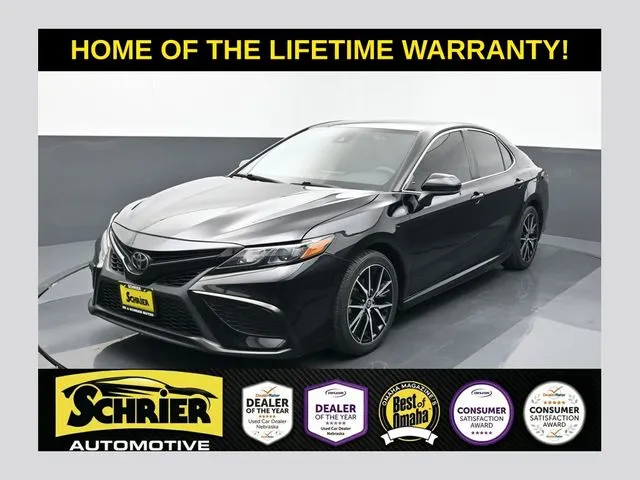 Black 2021 Toyota Camry SE for sale in Omaha, NE