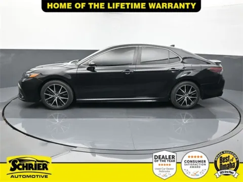 More photos of 2021 Toyota Camry SE at Schrier Automotive Inc, NE