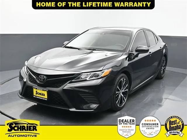Black 2019 Toyota Camry SE for sale in Omaha, NE