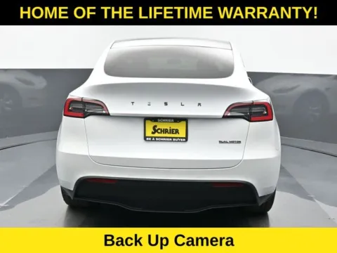 More photos of 2021 Tesla Model Y Long Range at Schrier Automotive Inc, NE