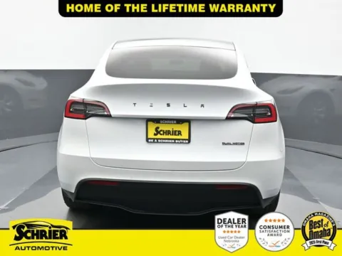 More photos of 2021 Tesla Model Y Long Range at Schrier Automotive Inc, NE