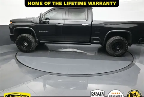 More photos of 2022 Chevrolet Silverado 2500HD High Country at Schrier Automotive Inc, NE