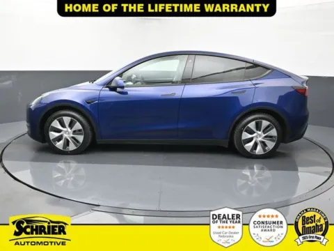 More photos of 2021 Tesla Model Y Long Range at Schrier Automotive Inc, NE