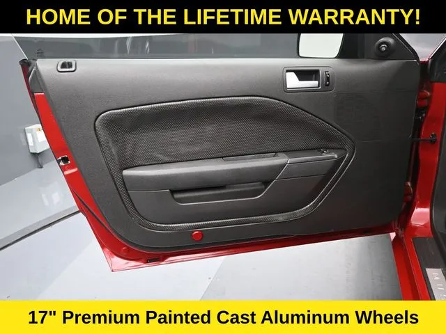 2008 Ford Mustang GT Deluxe - Photo 11