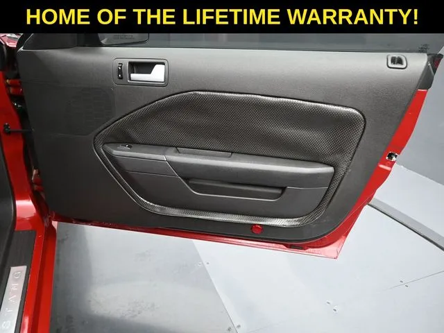 2008 Ford Mustang GT Deluxe - Photo 34