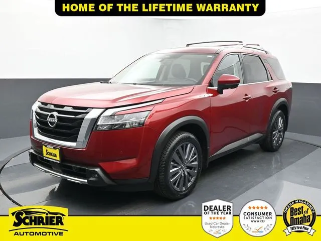 2024 Nissan Pathfinder SL