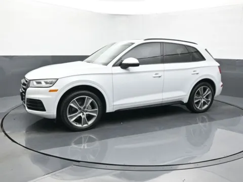 Photos of 2019 Audi Q5 2.0T Premium Plus for sale in Omaha, NE at Schrier Automotive Inc