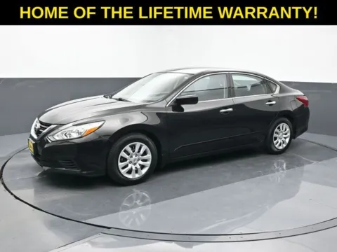 Photos of 2018 Nissan Altima 2.5 S for sale in Omaha, NE at Schrier Automotive Inc