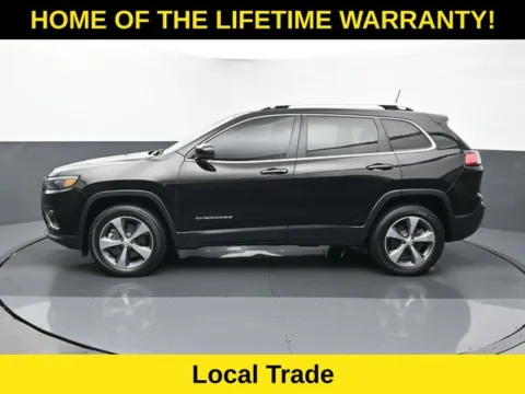 More photos of 2020 Jeep Cherokee Limited at Schrier Automotive Inc, NE