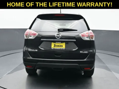 More photos of 2016 Nissan Rogue SL at Schrier Automotive Inc, NE