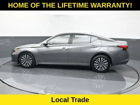More photos of 2023 Nissan Altima 2.5 SV at Schrier Automotive Inc, NE