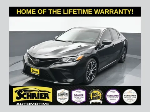 Black 2019 Toyota Camry SE for sale in Omaha, NE