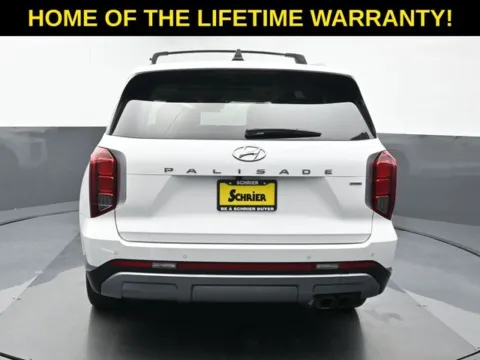 More photos of 2023 Hyundai Palisade Limited at Schrier Automotive Inc, NE