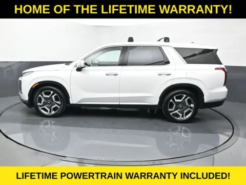 More photos of 2023 Hyundai Palisade Limited at Schrier Automotive Inc, NE