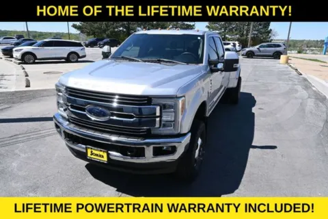 More photos of 2019 Ford F-350SD Lariat at Schrier Automotive Inc, NE
