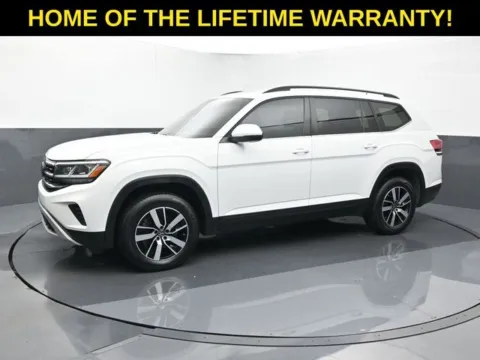 Photos of 2023 Volkswagen Atlas 2.0T SE for sale in Omaha, NE at Schrier Automotive Inc