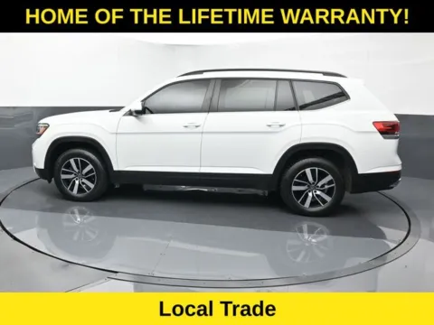 More photos of 2023 Volkswagen Atlas 2.0T SE at Schrier Automotive Inc, NE