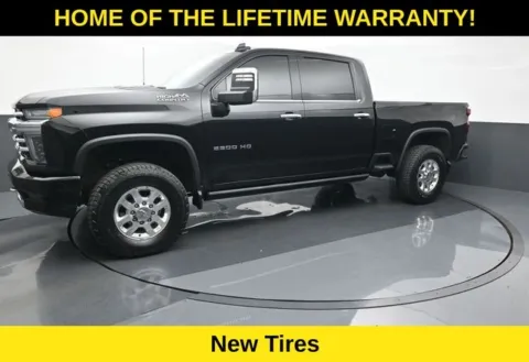Photos of 2022 Chevrolet Silverado 2500HD High Country for sale in Omaha, NE at Schrier Automotive Inc