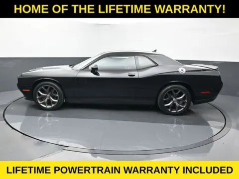 More photos of 2018 Dodge Challenger SXT at Schrier Automotive Inc, NE