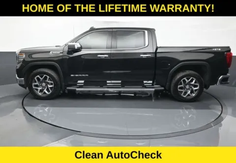 More photos of 2022 GMC Sierra 1500 SLT at Schrier Automotive Inc, NE