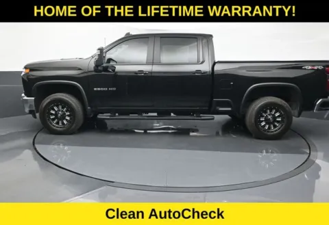 More photos of 2020 Chevrolet Silverado 2500HD LT at Schrier Automotive Inc, NE
