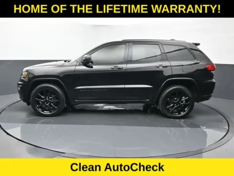 More photos of 2020 Jeep Grand Cherokee Altitude at Schrier Automotive Inc, NE