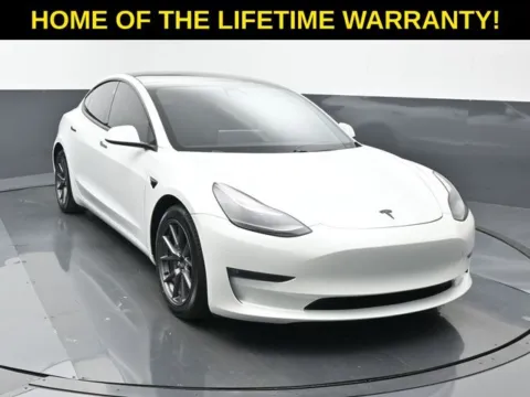 More photos of 2021 Tesla Model 3 Long Range at Schrier Automotive Inc, NE