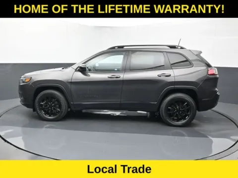 More photos of 2023 Jeep Cherokee Altitude at Schrier Automotive Inc, NE