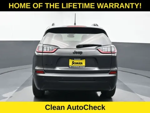 More photos of 2023 Jeep Cherokee Altitude at Schrier Automotive Inc, NE
