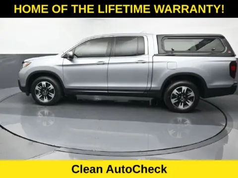 More photos of 2020 Honda Ridgeline RTL at Schrier Automotive Inc, NE