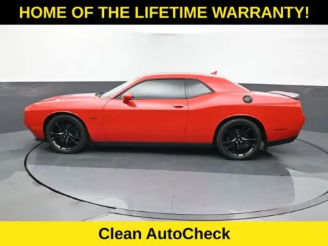 More photos of 2018 Dodge Challenger R/T at Schrier Automotive Inc, NE