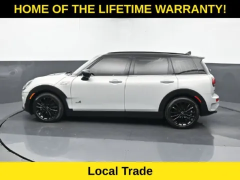 More photos of 2022 MINI Cooper S Clubman Cooper S ALL4 at Schrier Automotive Inc, NE