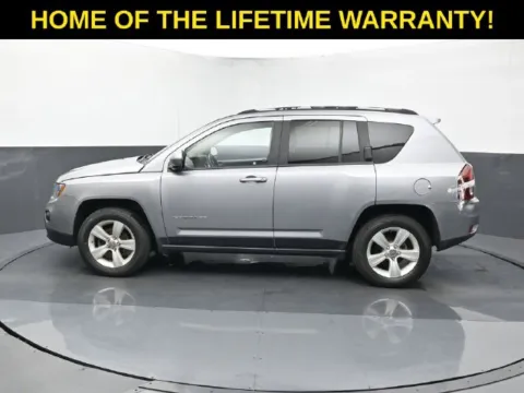 More photos of 2017 Jeep Compass Latitude at Schrier Automotive Inc, NE