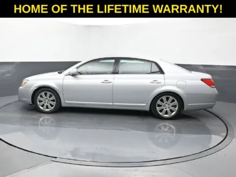 More photos of 2007 Toyota Avalon XLS at Schrier Automotive Inc, NE