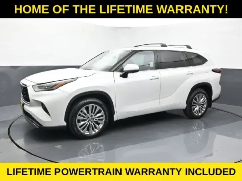 Another view of 2025 Toyota Highlander Platinum for sale in Omaha, NE at Schrier Automotive Inc
