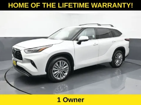 Photos of 2025 Toyota Highlander Platinum for sale in Omaha, NE at Schrier Automotive Inc