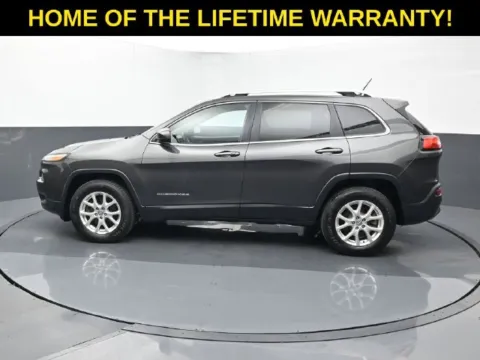 More photos of 2015 Jeep Cherokee Latitude at Schrier Automotive Inc, NE
