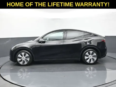More photos of 2023 Tesla Model Y Long Range at Schrier Automotive Inc, NE