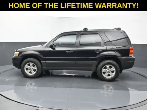 More photos of 2005 Ford Escape XLT at Schrier Automotive Inc, NE