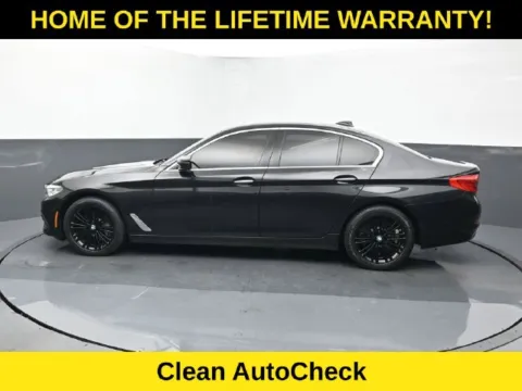 More photos of 2018 BMW 5 Series 530i xDrive at Schrier Automotive Inc, NE