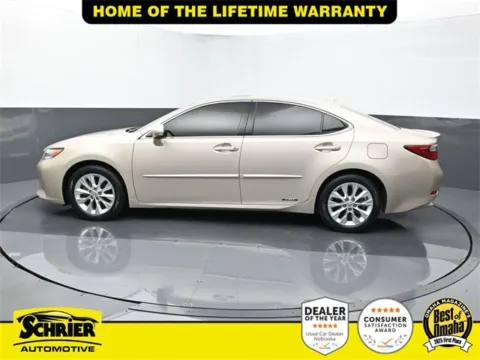 More photos of 2015 Lexus ES 300h at Schrier Automotive Inc, NE