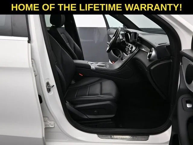 2022 Mercedes-Benz GLC GLC300 - Photo 44