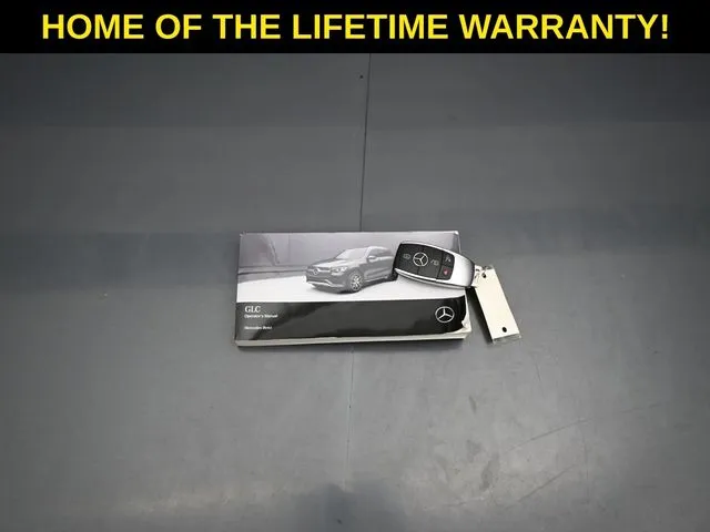 2022 Mercedes-Benz GLC GLC300 - Photo 46