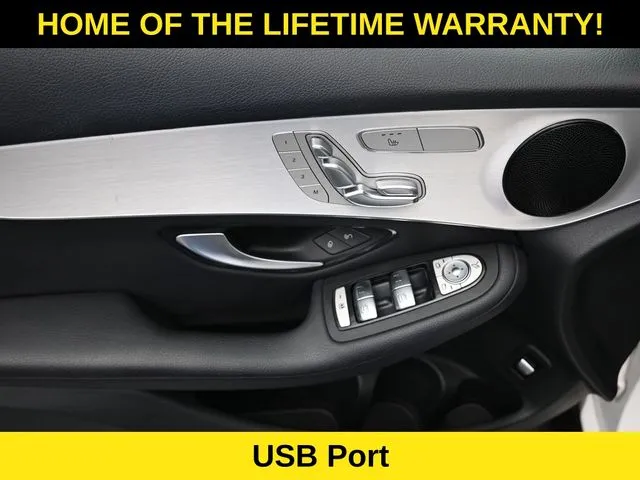 2022 Mercedes-Benz GLC GLC300 - Photo 13